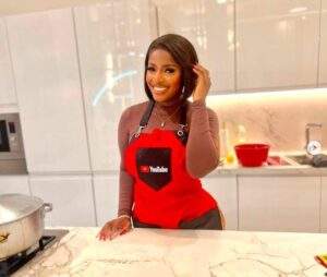 61687 dana air rewards hilda baci with one year free tickets after breaking world record for longest cooking marathon