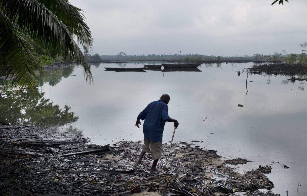 62312 nigeria needs 12bn for oil spills clean up report