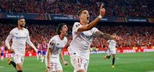 63121 sevilla secure europa league final spot with stunning victory over juventus