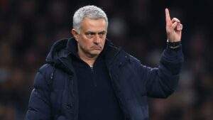 63318 mourinho reveals respectful gesture following roma win over leverkusen