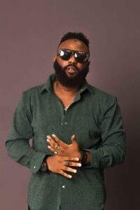 66232 vj adams advises teenagers not to be in a rush to leave their parents homes