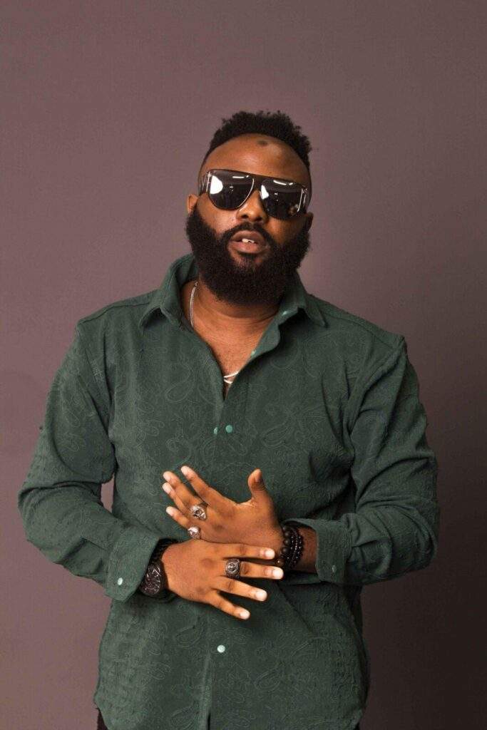 66232 vj adams advises teenagers not to be in a rush to leave their parents homes