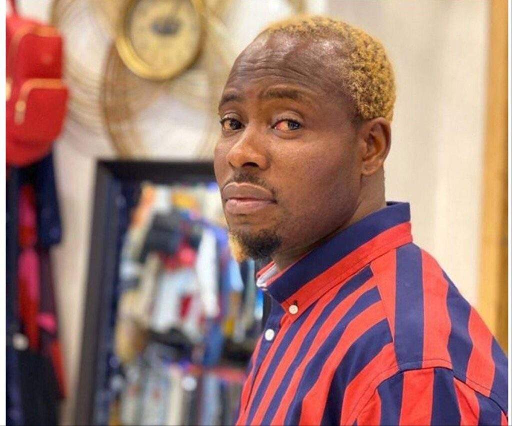 66737 yoruba actor adams kehinde loses phones at tinubus pre inauguration concert