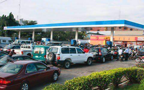 68654 nigerians hit with fuel scarcity as pump prices rise in edo and delta states