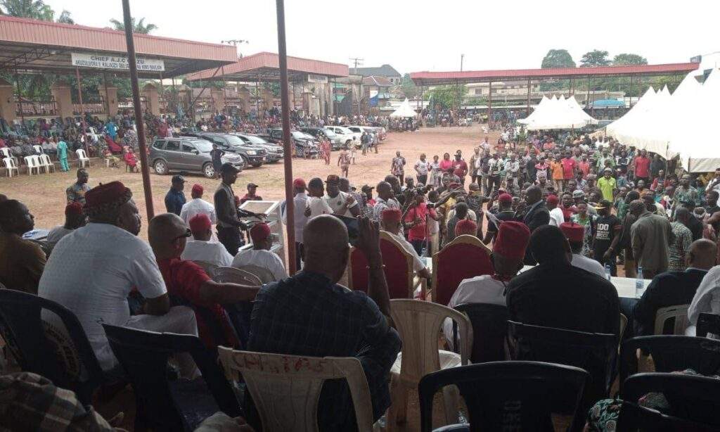 69989 anambra community resolves land dispute and sets peace among angry youths