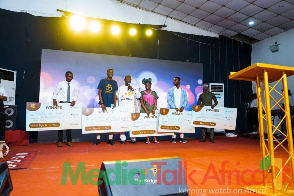 71032 pictorial leke adeboye gifts n2m to youth entrepreneurs on 41st birthday