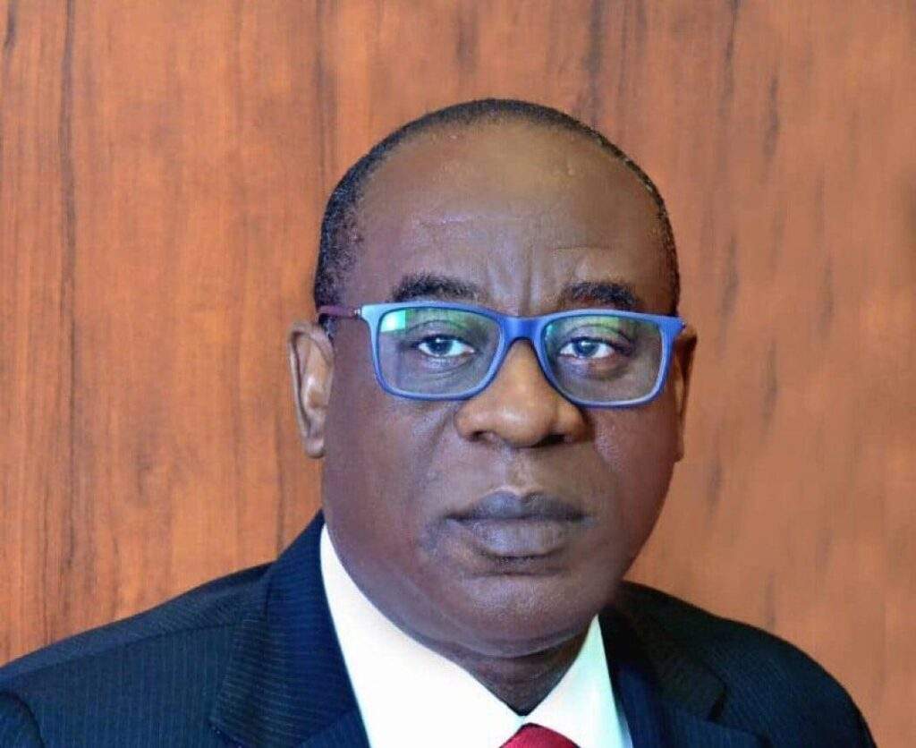 72193 meet folashodun shonubi the acting governor of the central bank of nigeria