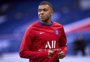 73109 manchester united reportedly pursuing kylian mbappe in sensational transfer move