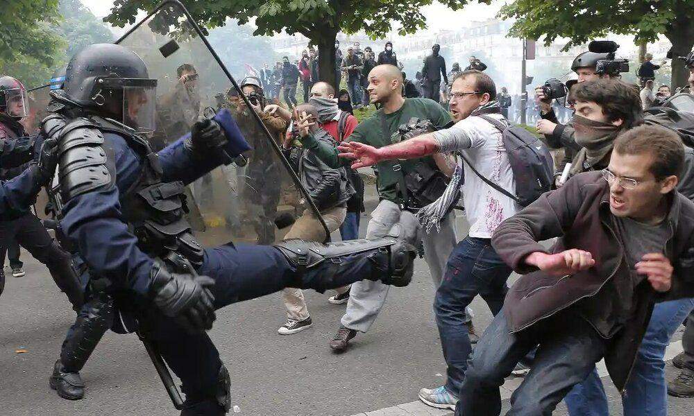 78070 iran urges citizens to avoid traveling to france amid ongoing violence