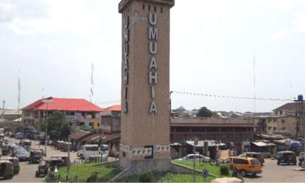 78326 police and correctional service reopen blocked roads in umuahia