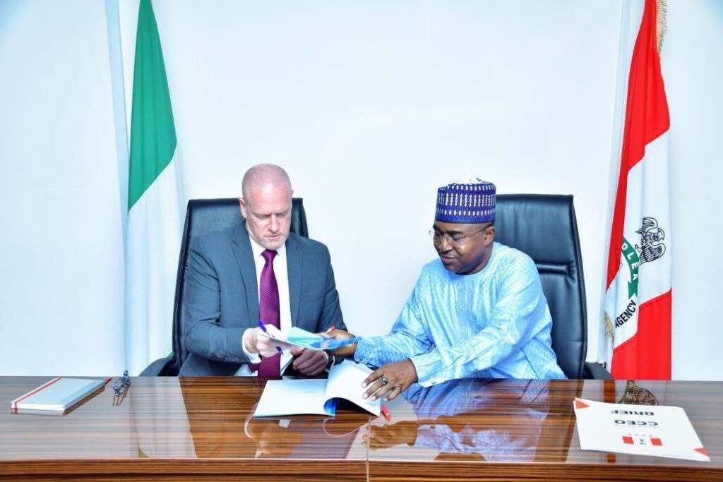 78747 nigeria and united kingdom join forces to fight drug cartels