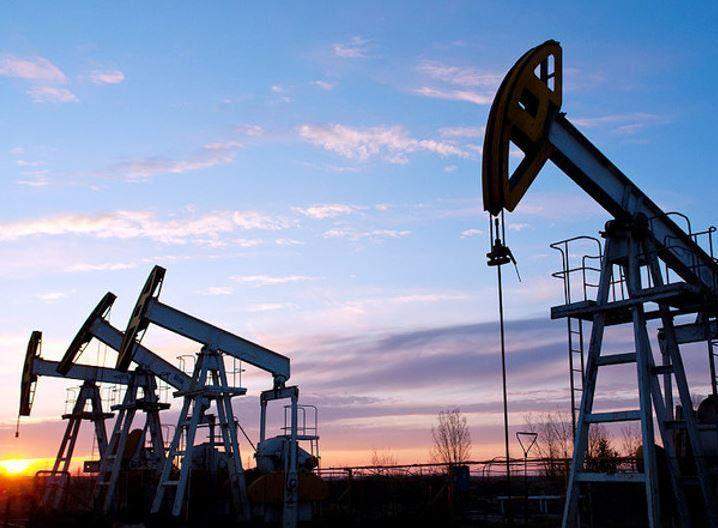 78802 saudi arabia extends voluntary cut in oil production