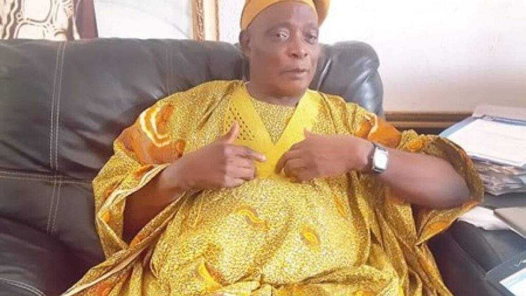 79555 ex oyo governor ladoja shuns coronation as olubadan elevates high chiefs to obas
