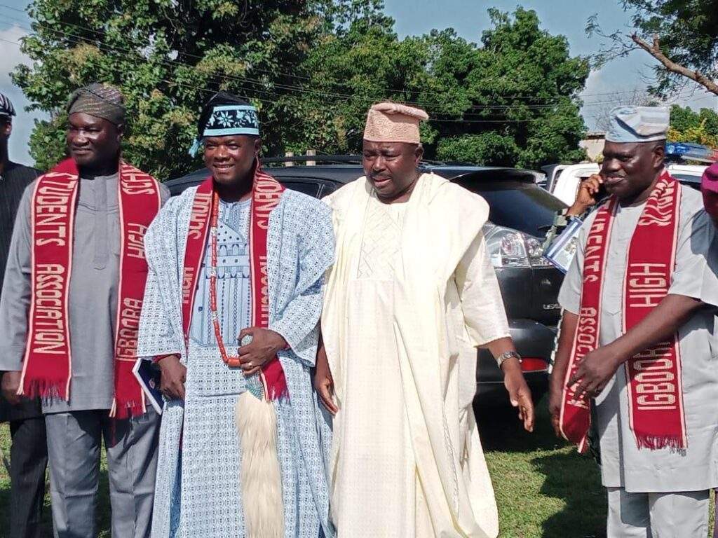 79649 dont run away from your kinsmen oyo senator tells nigerians