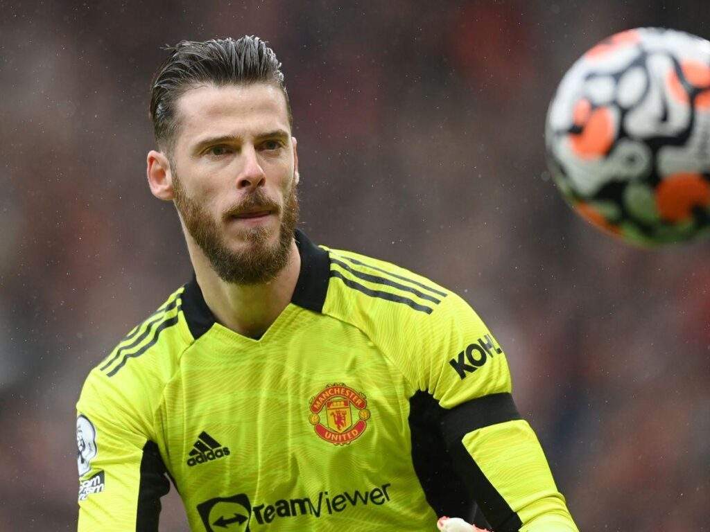 79698 epl youve been a great servant to man united de gea told to leave club