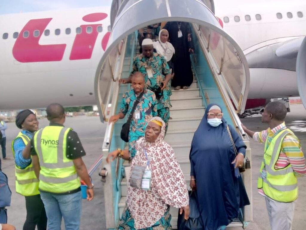 81201 hajj lagos state commences returning of pilgrims to nigeria