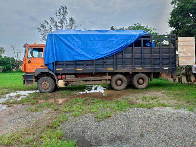 83151 nigerian troops intercept truck load of live ammunition in anambra