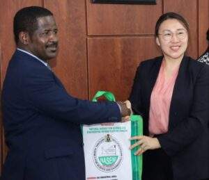 83297 fg mulls mass local production of lithium batteries woos investors