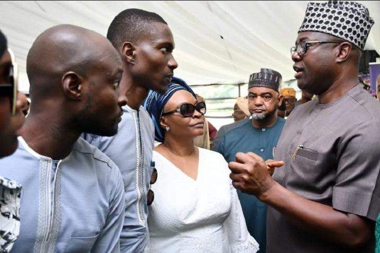 84325 governor makinde promises to build donate southwest pdp secretariat 84325 governor makinde promises to build donate southwest pdp secretariat