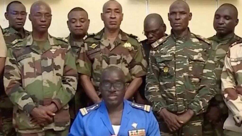 86526 niger republic army command declares support for military coup
