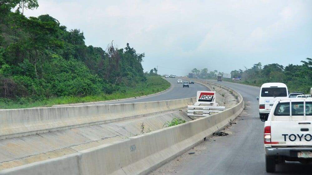 100408 fg ogun to finance lagos ota abeokuta expressway reconstruction