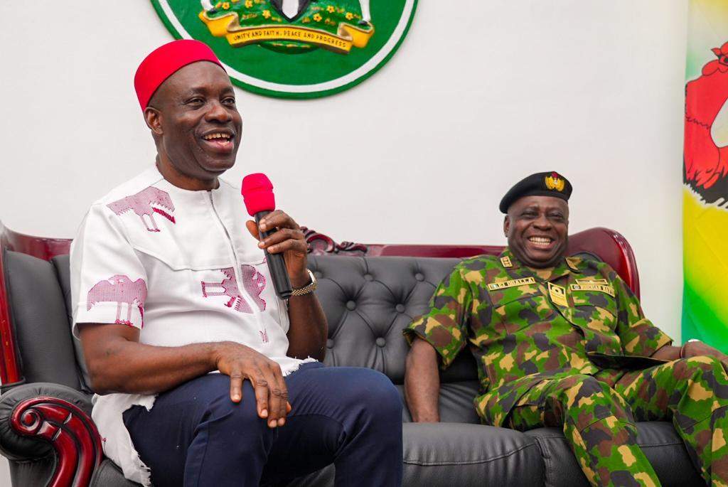 92047 anambra state governor reaffirms partnership with nigerian navy