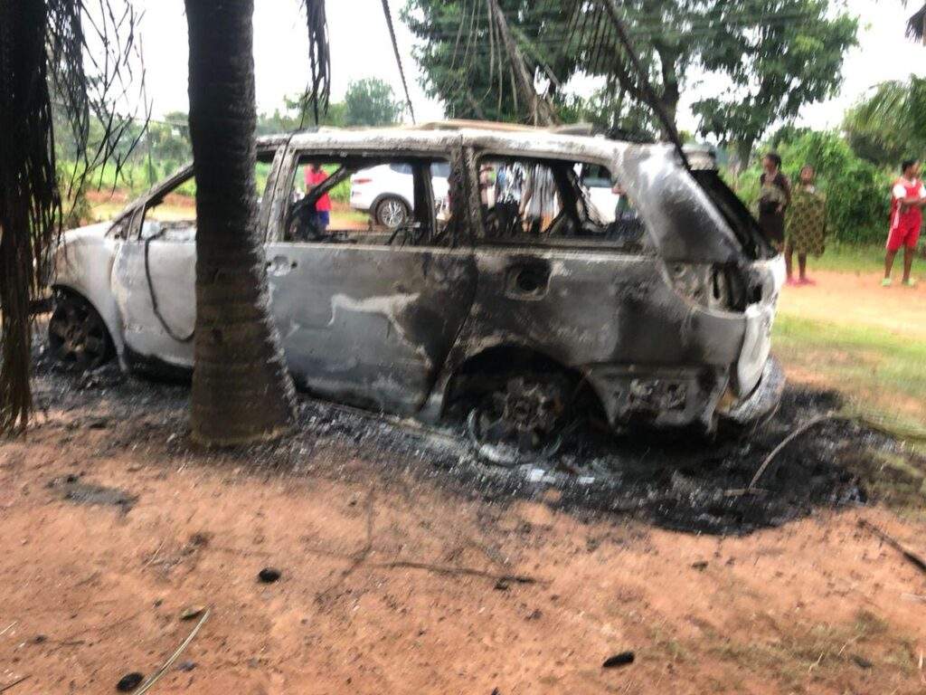 92922 reps member eze council boss odonor condemns setting ablaze of security vehicles in ebonyi