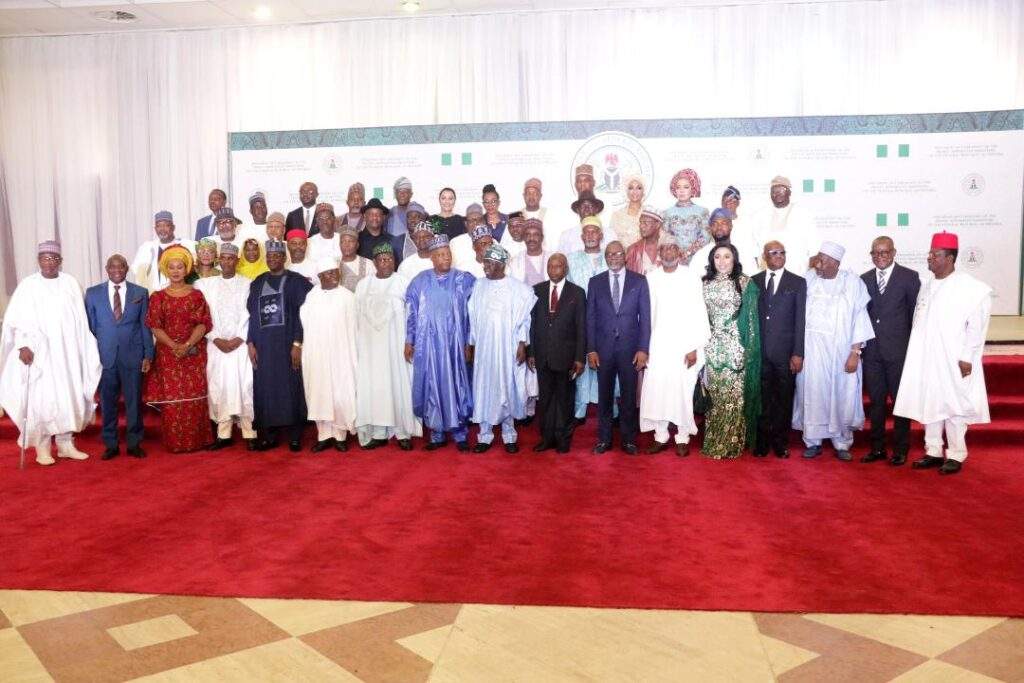 96114 nigerian president urges new ministers to prioritize integrity in public office