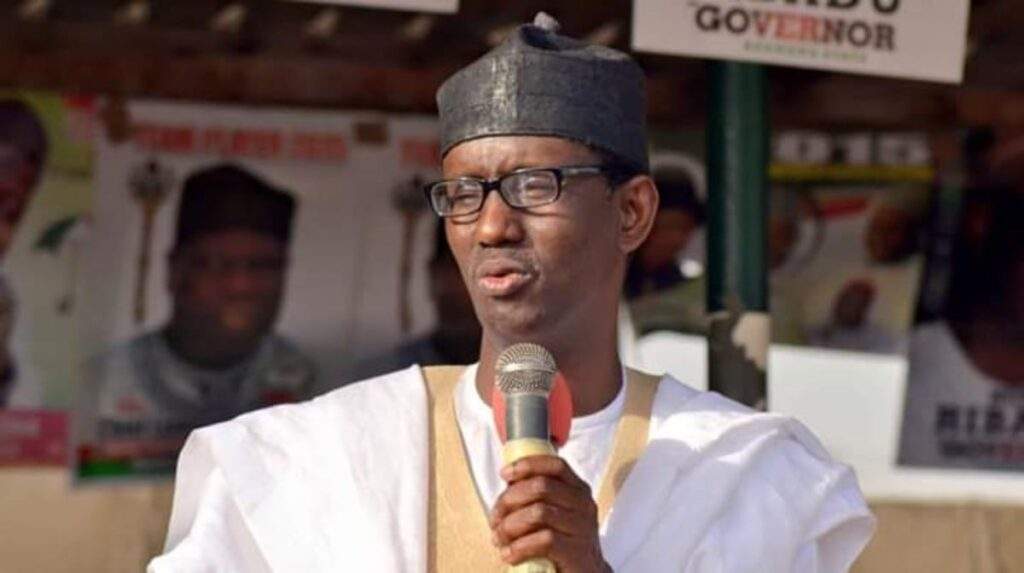 98608 nigerias daily loss of 400000 barrels of crude oil persists despite countermeasures nuhu ribadu