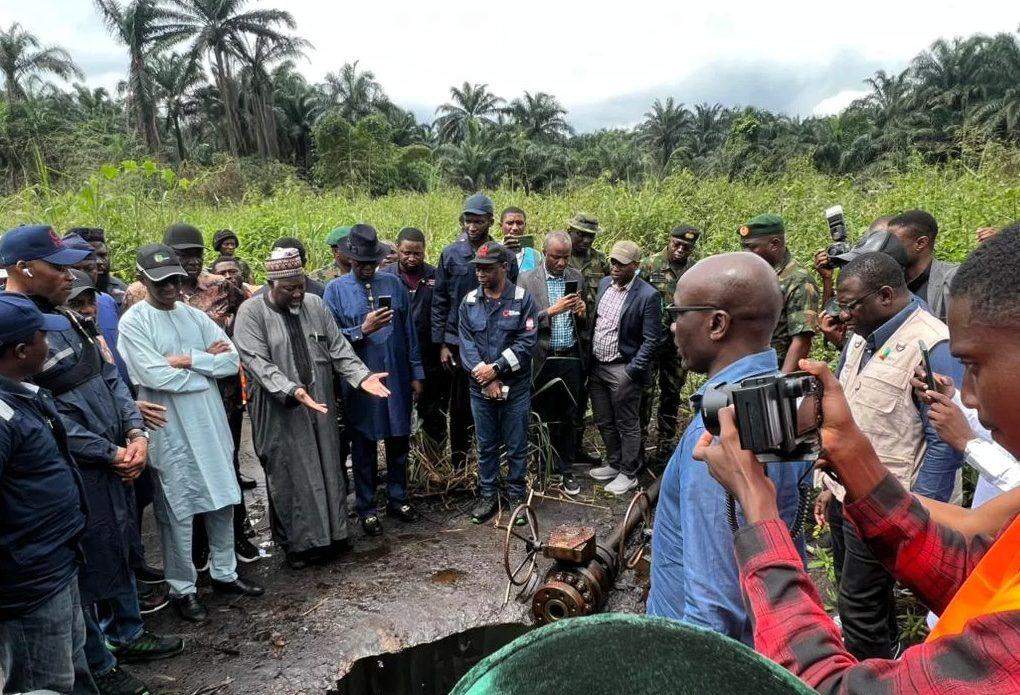 98662 nigerian economy suffers monthly loss of 7 2 million from uncovered illegal crude oil connection in abia state