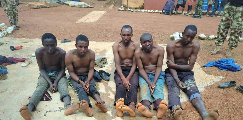 99055 17 suspected criminals apprehended across three nigerian states by military taskforce