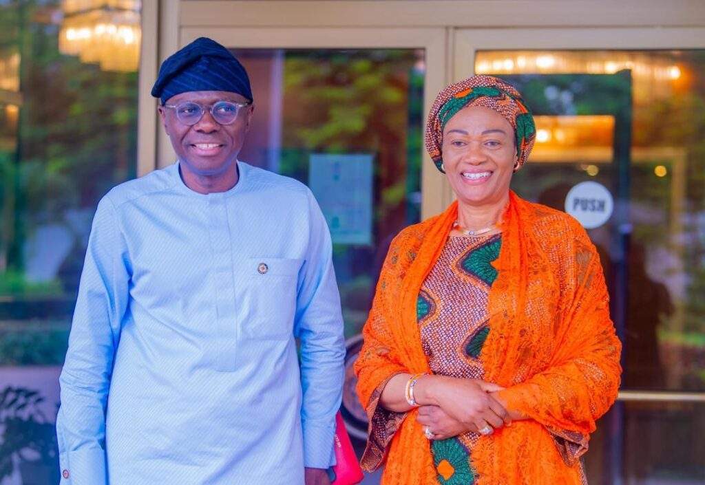 99818 lagos state governor lauds mrs tinubus empowerment effort