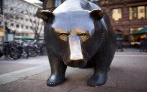 104525 ngx sustains bearish trend with 0 8 loss