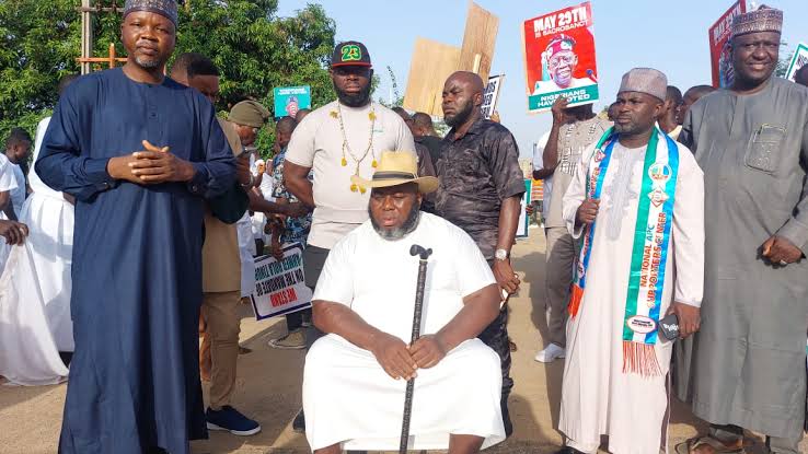 105071 niger delta group seeks inclusion of dokubo asare ateke tom in pipeline surveillance contracts