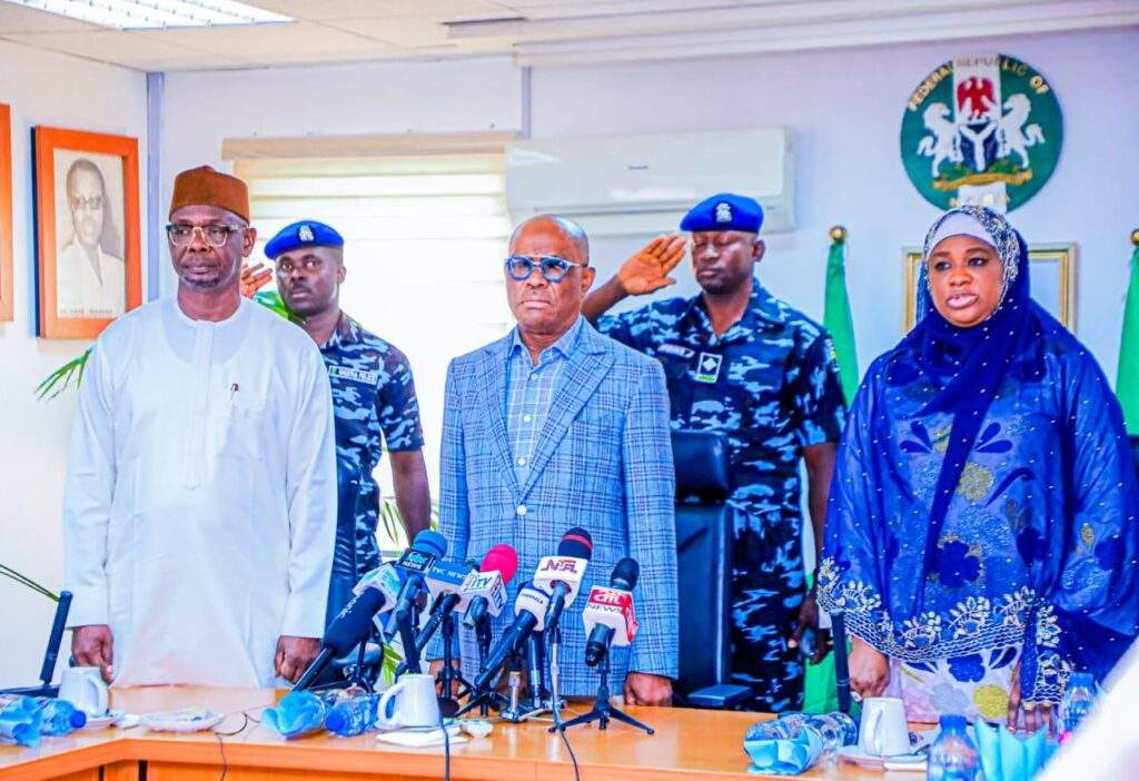 105524 fcta nasarawa state to partner on rail line road network