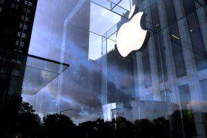 107166 apple workers in france threaten strike ahead of iphone 15 launch