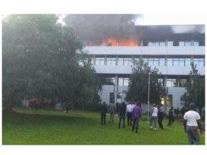 109081 supreme court complex in abuja engulfed in flames justices offices reportedly damaged