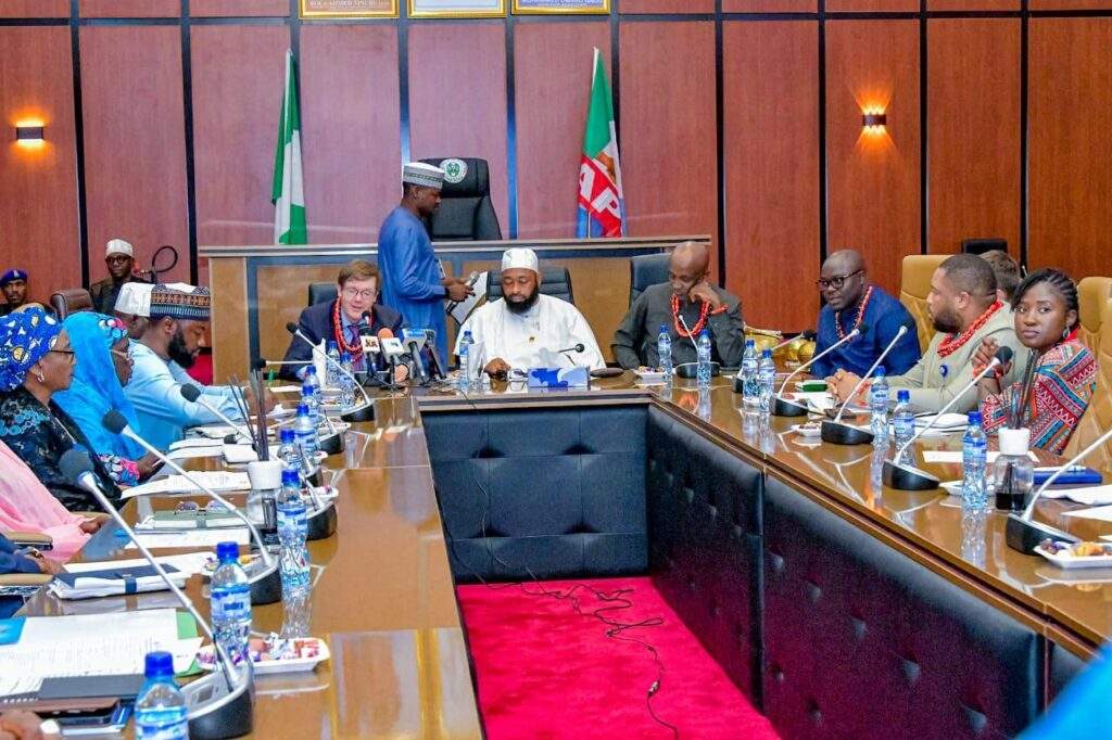 109302 niger state partners with undp to address security and humanitarian challenges