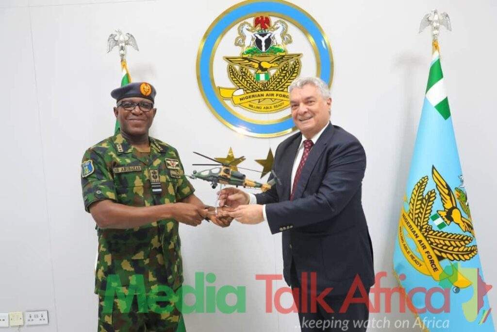 113079 turkish ambassador seeks defence collaboration with nigerian air force