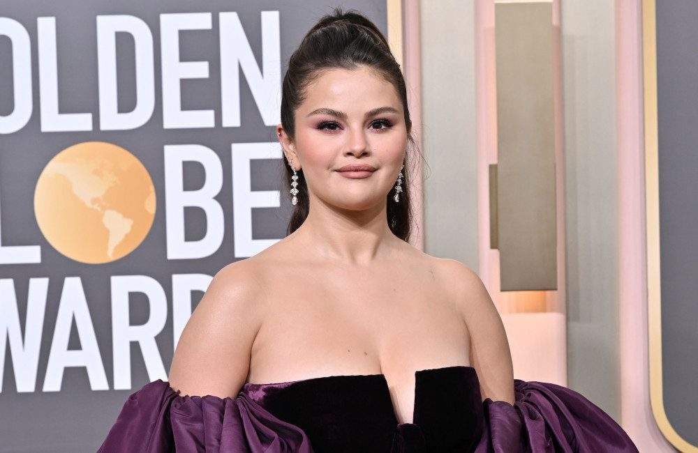 124879 selena gomez takes a step back from social media to confront worldwide injustices