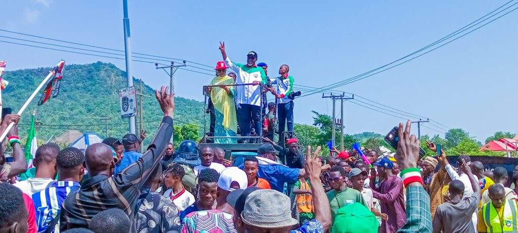 127036 atiku leads pdp rally in kogi challenges bello and apc over stadium denial