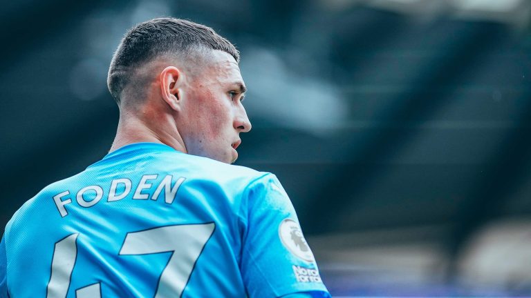 EPL Foden warns Man City title rivals names players returning