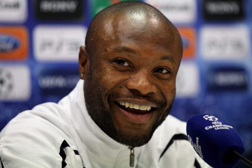 EPL Gallas agrees with Mourinho over Arsenals title chances