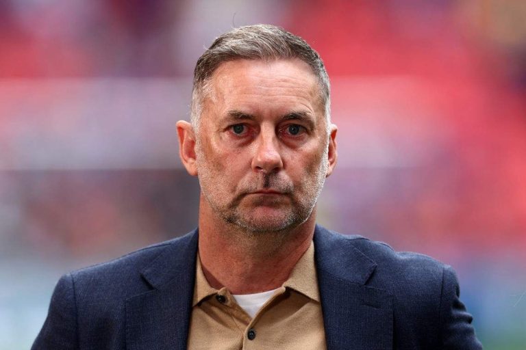 EPL Hes too fast Don Hutchison criticizes Chelsea star