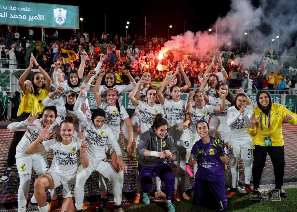 Plumptre celebrates Al Ittihads victory against Al Ahly