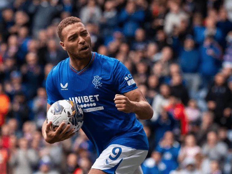 Scotland Rangers boss happy with Dessers form despite criticism