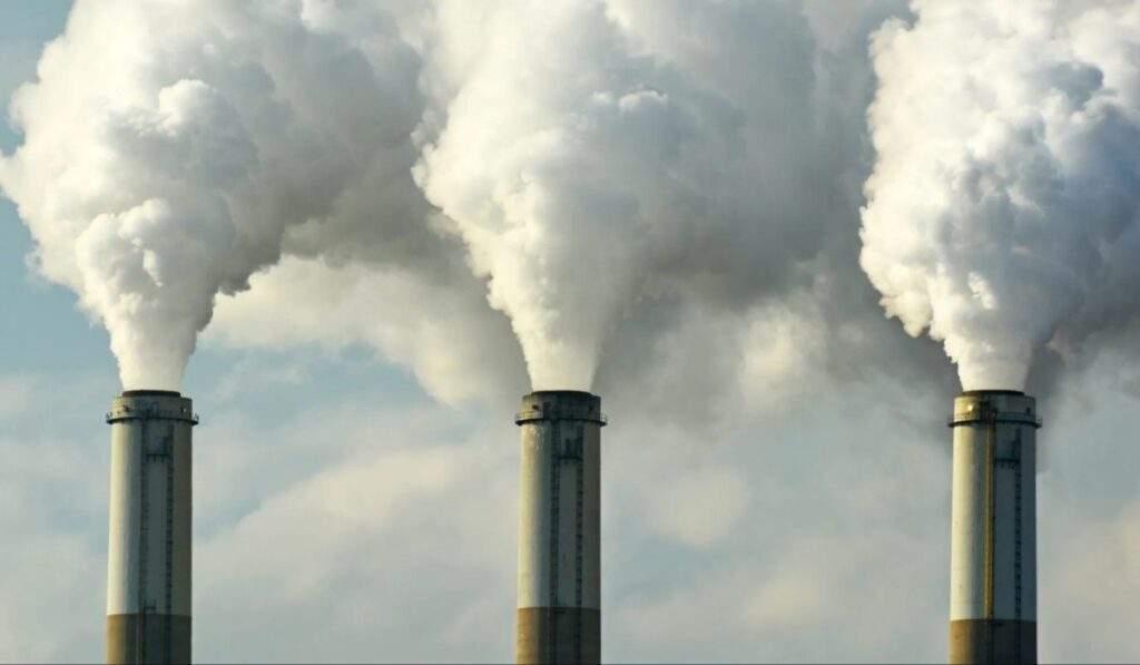 14 firms record 34671bn profits from fossil fuel in 12