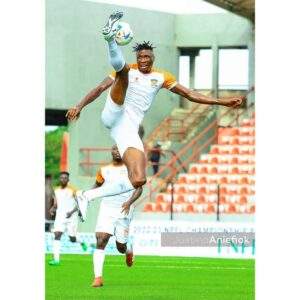 Ekerette Udom Set To Dump Sunshine Stars For Rivers United 300x300