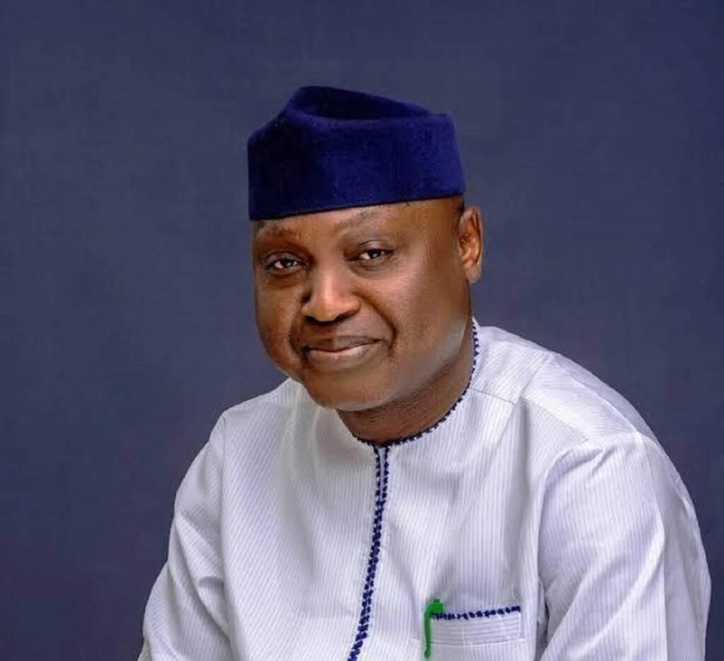 Ekiti Oyebanji swears in new council chairmen