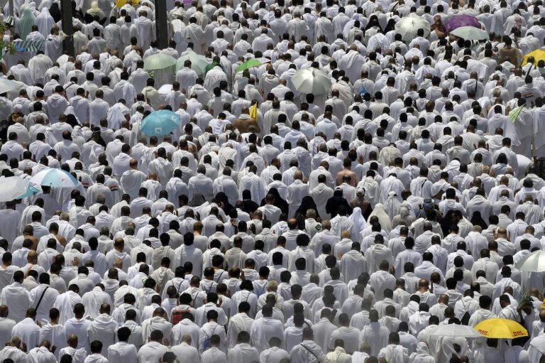 Nigerian Govt extends 2024 Hajj registration till Jan 31